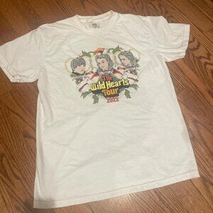 Medium 2022 Wild Hearts Tour (Sharon Van Etten, Julien Baker, Angel Olsen) shirt